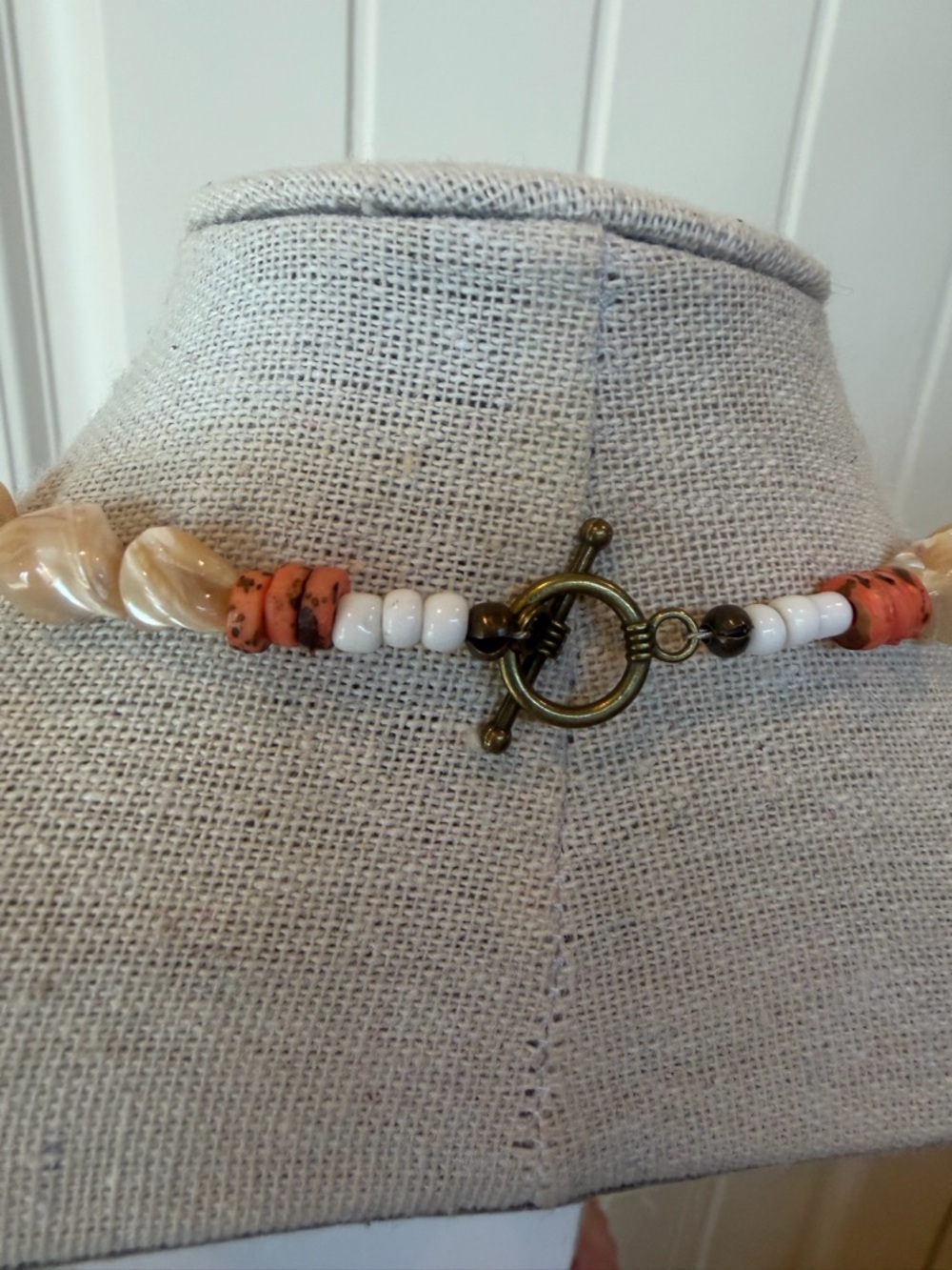 Twine & Twig Classic Pendant Necklace - Coral Bay - Picture 3 of 3